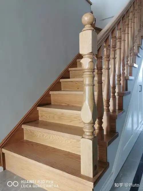红橡实木楼梯简约但不简单