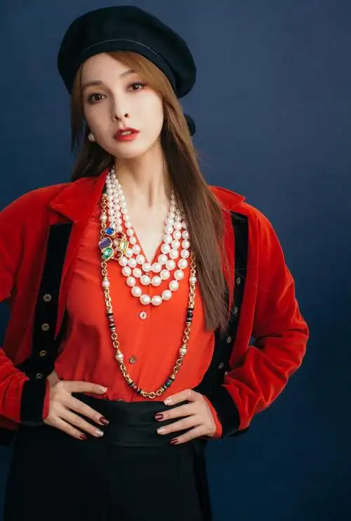 吴昕摩登复古写真