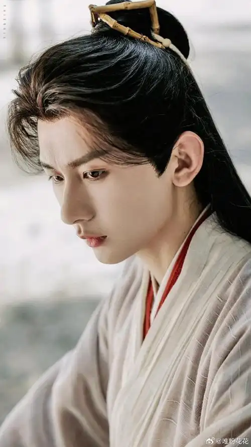 看淡江湖李莲花恭喜,成毅代表作《莲花楼》再上央视@成毅|成毅|腿权