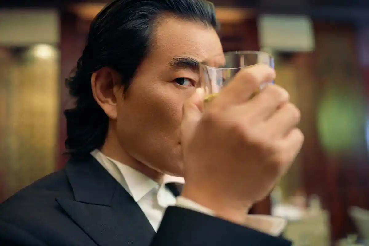 任贤齐53岁魅力不减黑西装配大背头荷尔蒙爆棚这个反派真迷人