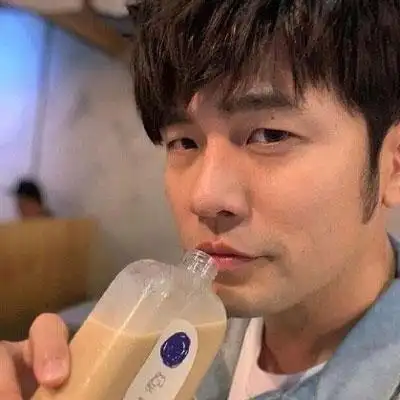 周杰伦头像高清周杰伦最新头像图片