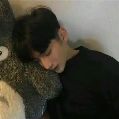 2021最流行的头像男生骚气头像我跟你撒个谎吧我不喜欢你