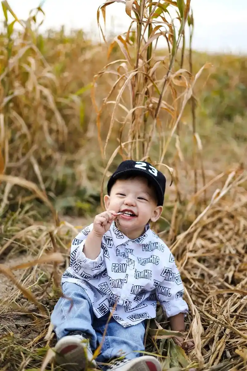 爱笑的男孩子运气不会太差#最纯真的笑容 #儿童摄影 #一岁宝 - 抖音