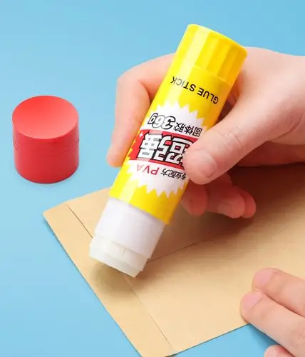 龙钻办公文具mf7101 固体胶胶棒12支装办公固体胶水高粘度手工课儿童