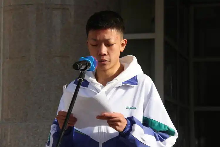 新年新征程扬帆再启航银川二中举行2021年春季新学期升旗仪式暨开学