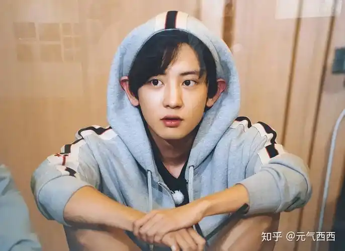 朴灿烈刚出道的时候有多好看