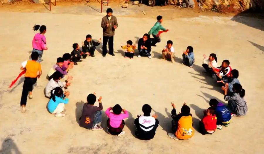 又到了"六一"儿童节,70,80,90后还记得童年咋过的吗?