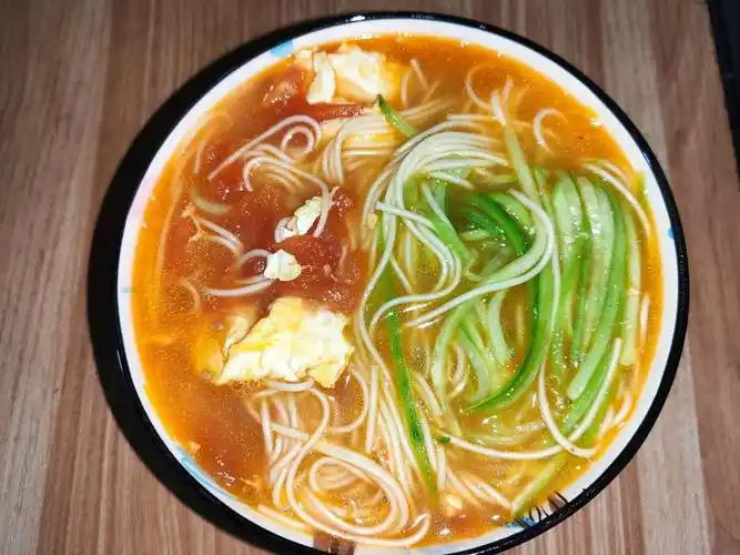 这一碗面,我是极满意的