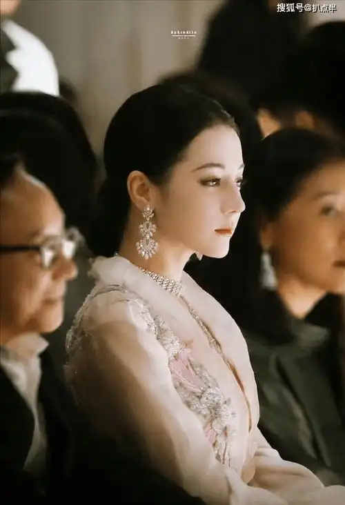 有人逆袭,有人被嘲,有人搞笑_古力娜扎_造型_盛典