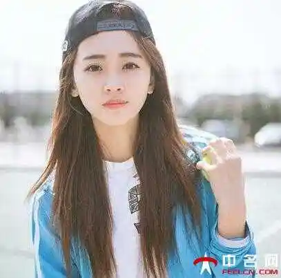 长直发发尾设计碎发尾灵动又俏皮