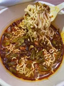 大辣娇老坛酸豆角牛肉面12桶装剁椒鱼头方便面多口味泡面速食面条