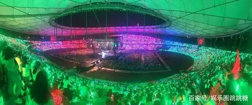 tfboys也要办线上演唱会了?网友:看不到灯牌battle了