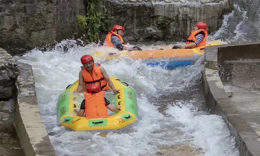 大别山峡谷漂流一日行程
