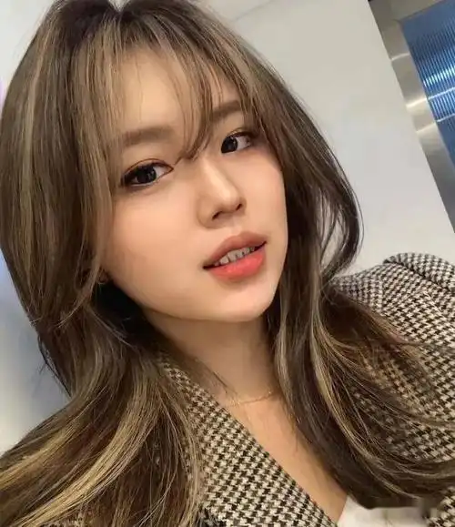 2021必换发际线染