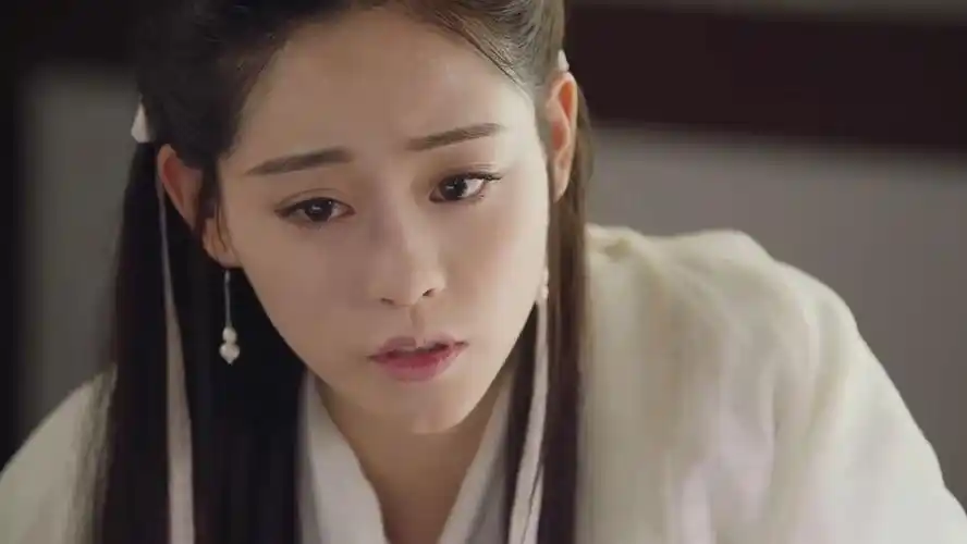 新版倚天屠龙记周芷若扮演者是谁