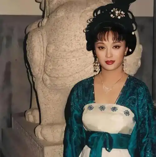 回顾95版武则天有多生猛美人如画还有知名演员甘当配角