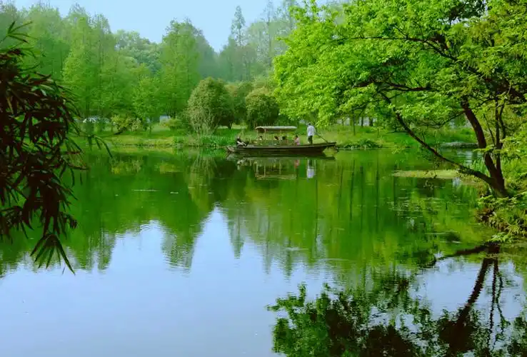 春景——在自然与幻然间