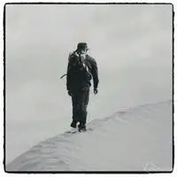 沧桑男人背影图片高清_微信头像图片大全