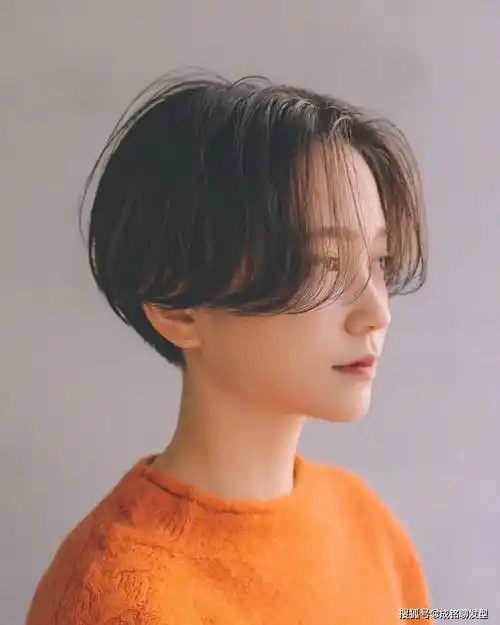 原创不留刘海也好看的3种女生发型时尚减龄又显脸小简约又显气质