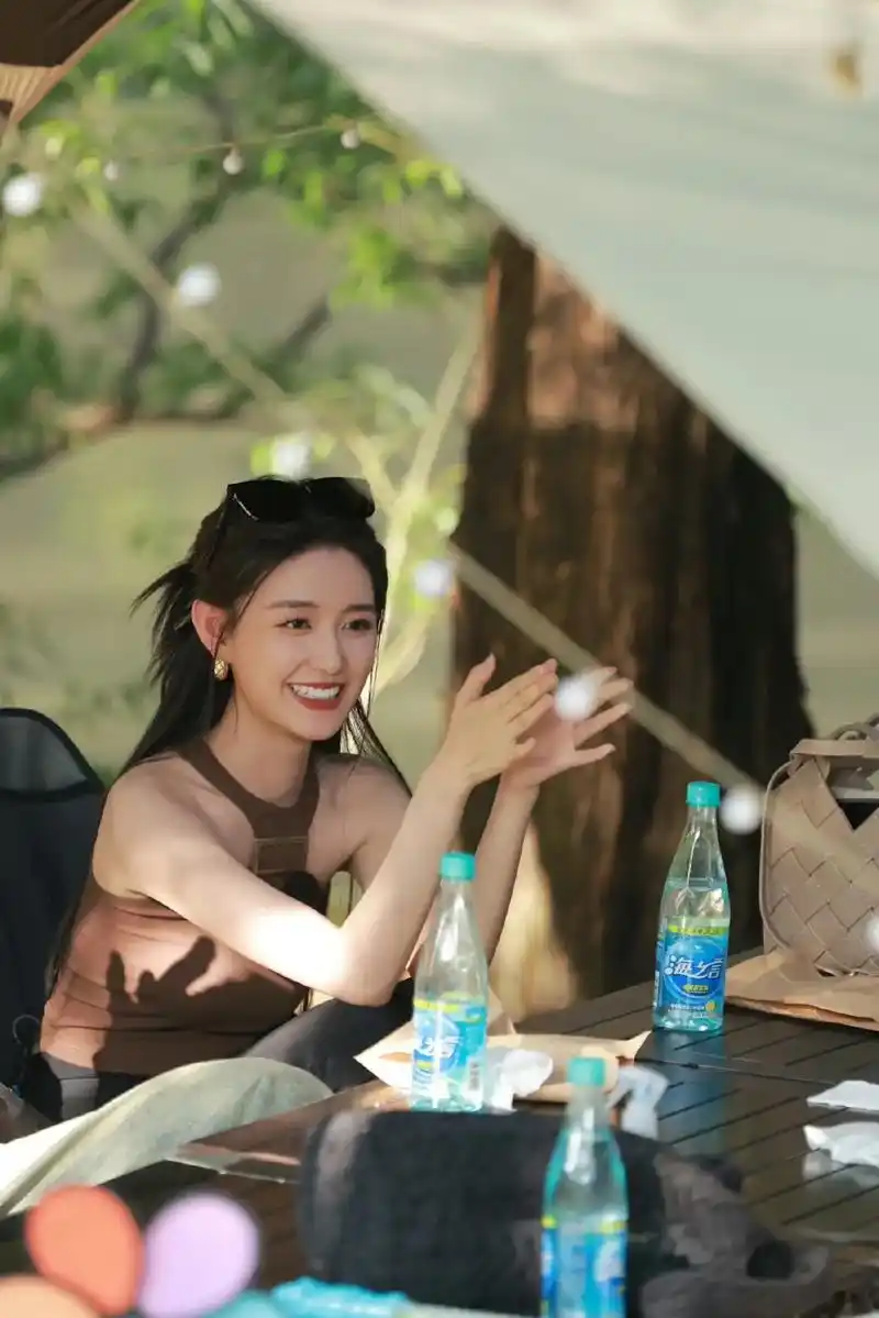 蒋依依综艺透出啦～#一拍即合的我们 #蒋依依 #明星同款 # - 抖音