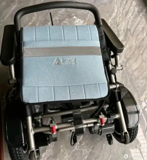 香港品牌护卫神电动轮椅折叠轻便智能全自动老人残疾人专用代步680 低