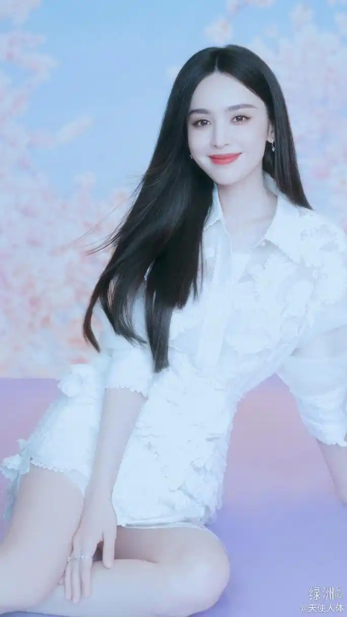 古力娜扎白色蕾丝裙写真壁纸图集 #古力娜扎#  清新优雅,绚烂如花.