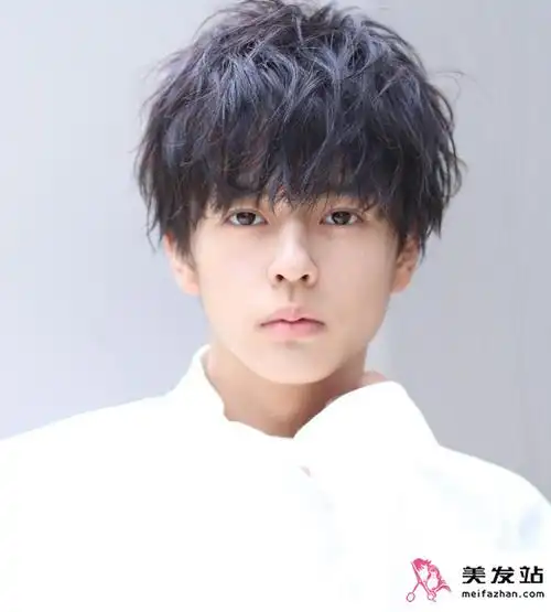 男生短发好看发型设计日系短发清爽帅气又有型