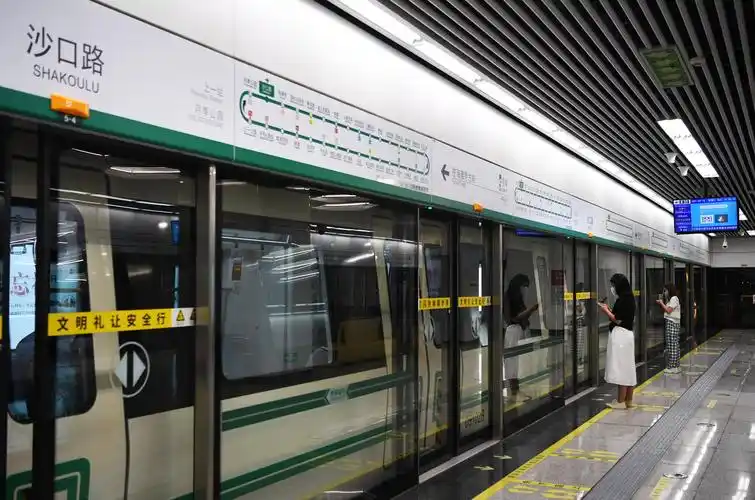 郑州地铁5号线等4条线路恢复载客运营