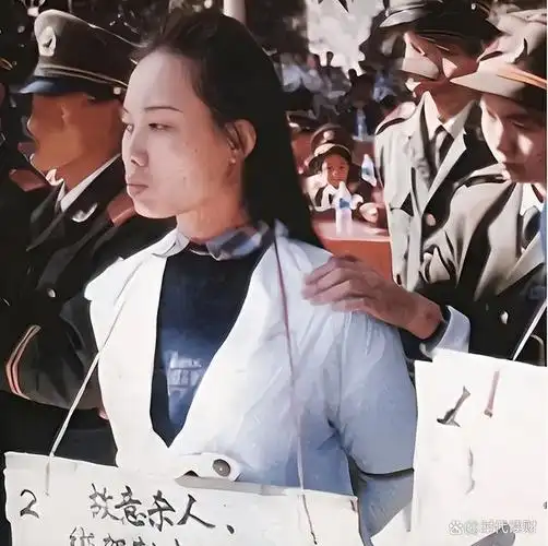 案发当晚,据警方调查,毕丽梅与蒋来义再次发生争执.