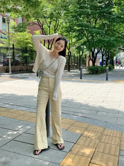 韩国博主日常穿搭