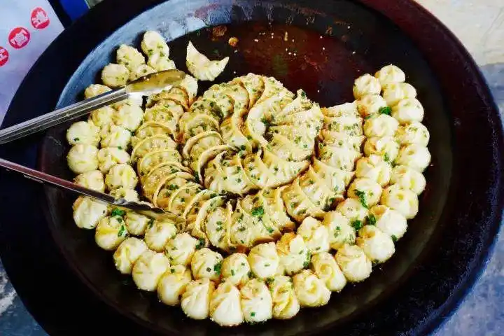 唯锅贴和生煎不可辜负