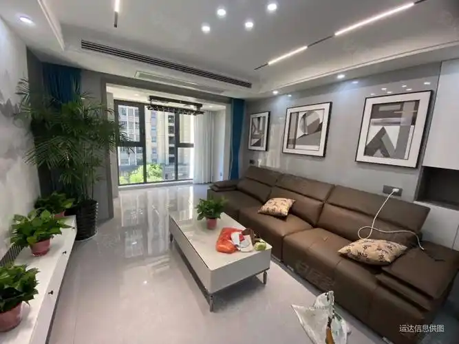 玉景天筑 精装修三房二厅二卫 房东急售 赶紧私信我