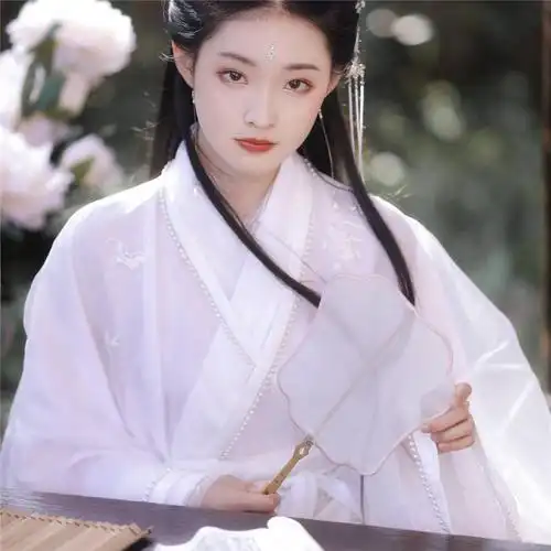 超美的女生头像古风