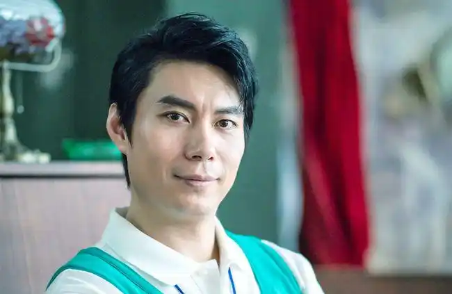 "开心麻花"艾伦豪花百万多购豪车,分期付款取车不在当地_网易订阅