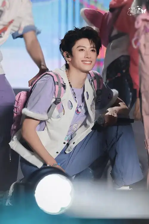 元宵节快乐##朱志鑫断层c位出道