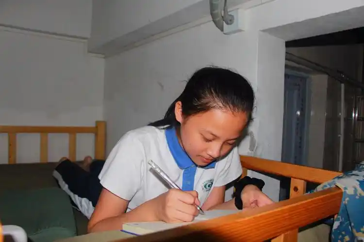 深圳市龙华区观澜第二中学2019级初一年级学生国防教育活动剪影(二)