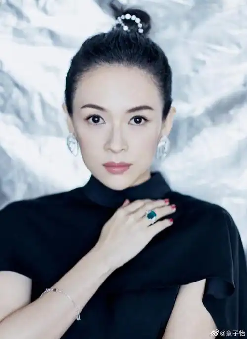 章子怡名下公司跨界做口罩