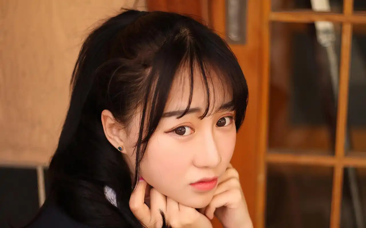 jk制服美女养眼写真图片桌面壁纸