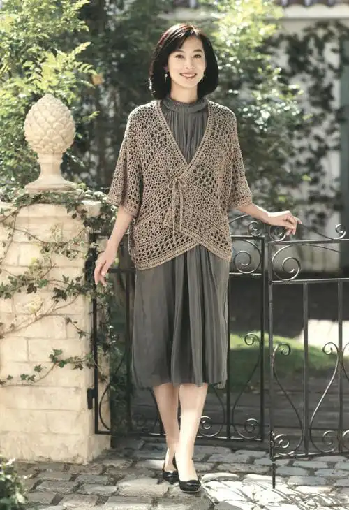 优雅休闲女士钩针落肩袖式外罩开衫