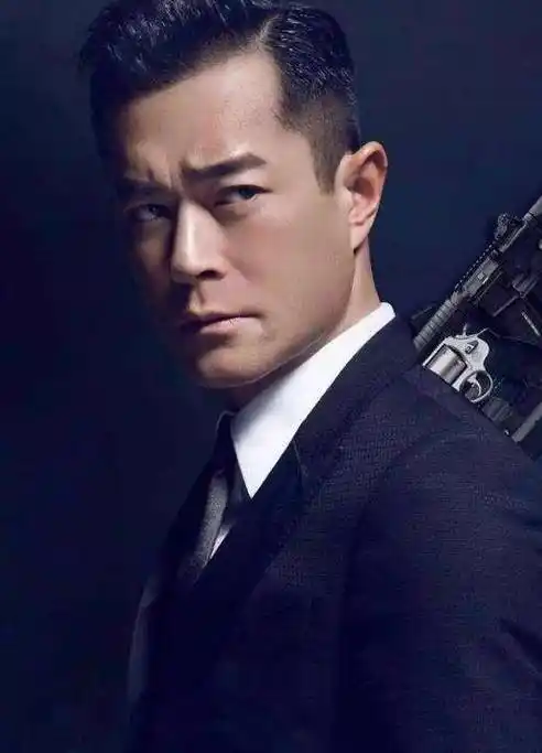 古天乐是1970年出生在香港,祖籍是广东省中山市,是演员,歌手,香港演艺