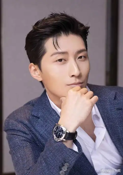 何超莲闺蜜,台湾歌手,主持人詹子晴在某社交平台上大夸窦骁又高又帅又