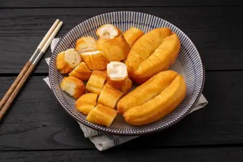 北方小吃:油条 油条