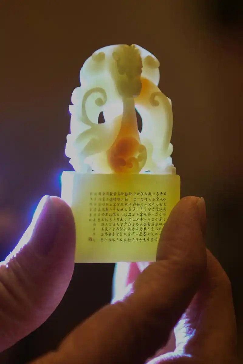 微雕大师朱次元:潜心将中国文化精髓融入作品