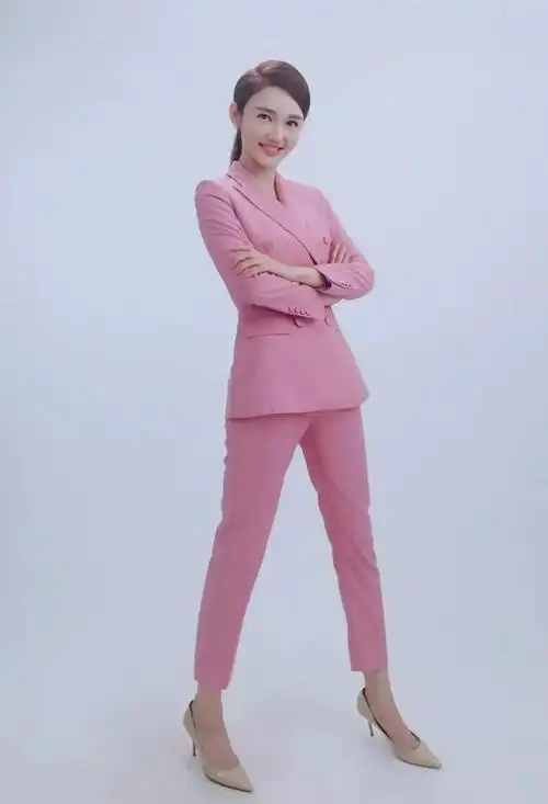 最美女主持人龙洋