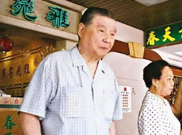 香港四大探长之首:曾勾结黑帮做尽坏事,到死还在被廉政公署通缉|吕乐