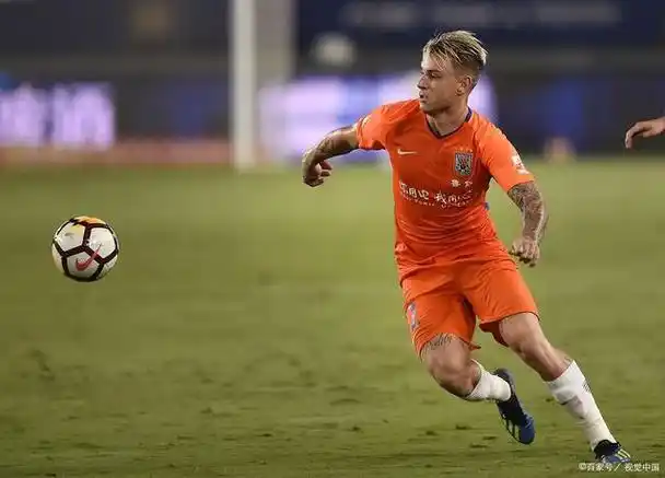 因为,格德斯第一次加盟泰山队时,就有可圈可