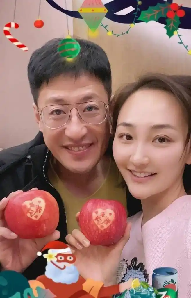 回顾著名演员于震被前妻泼尽脏水为何二婚妻子辛月依然敢嫁