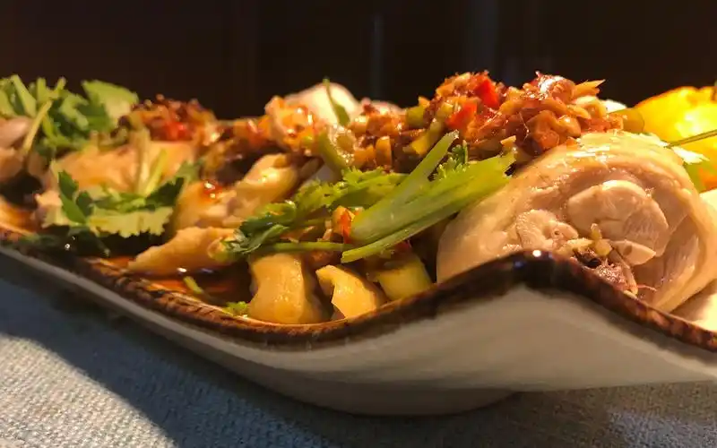 口水鸡四川传统特色菜肴川菜中的凉拌菜家常做法