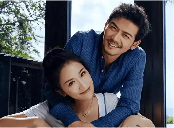 从爆红到突然消失杨烁终究为自己的狂妄自大买了单