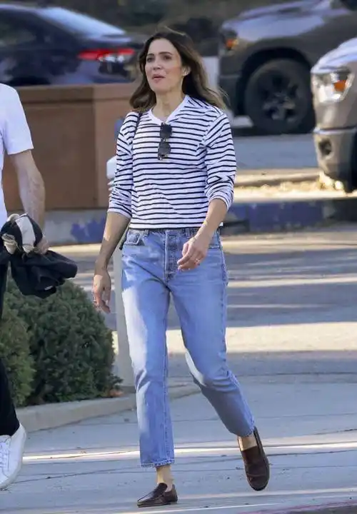 每日搜集欧美明星最新街拍_美国_电影_街道